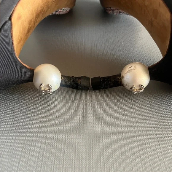 Chanel tweed mules with a pointed cap toe & a heel embellished a pearl 40/ 9.5 - Picture 8 of 12